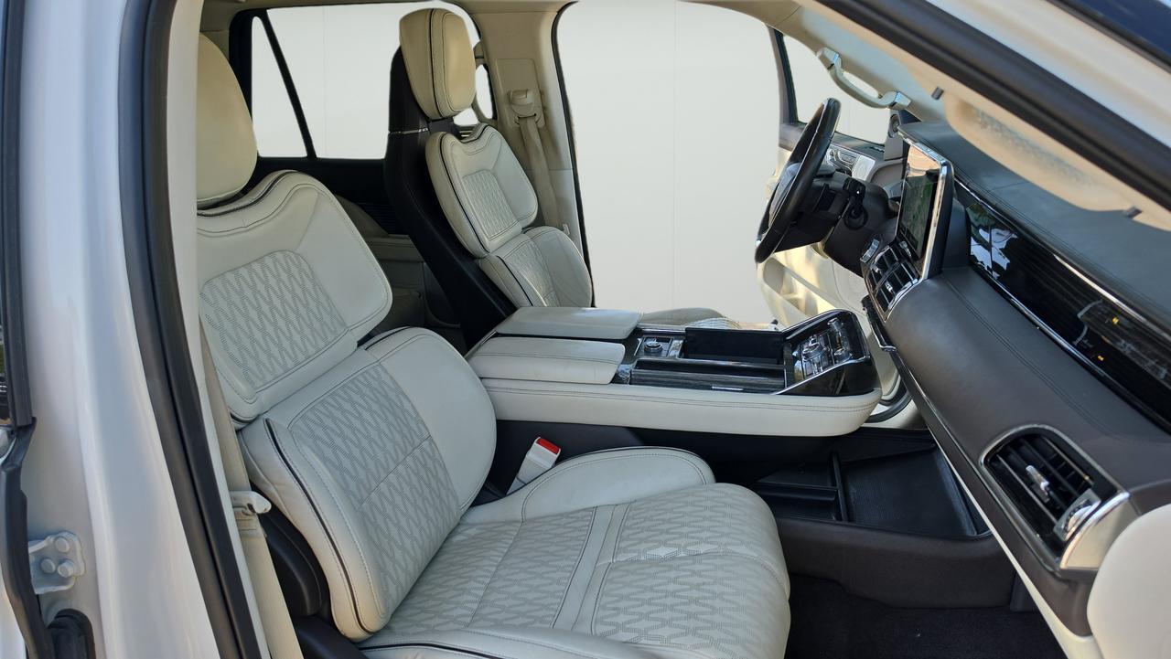 2021 Lincoln Navigator L Black Label