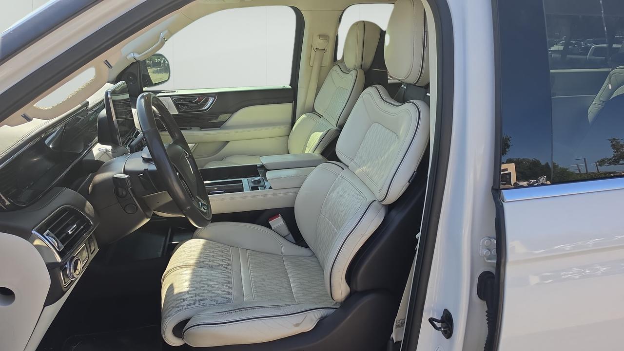 2021 Lincoln Navigator L Black Label