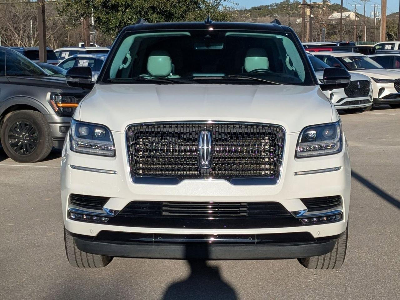 2021 Lincoln Navigator L Black Label
