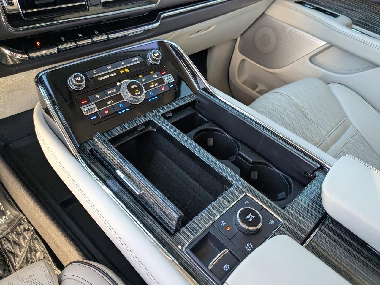 2021 Lincoln Navigator L Black Label