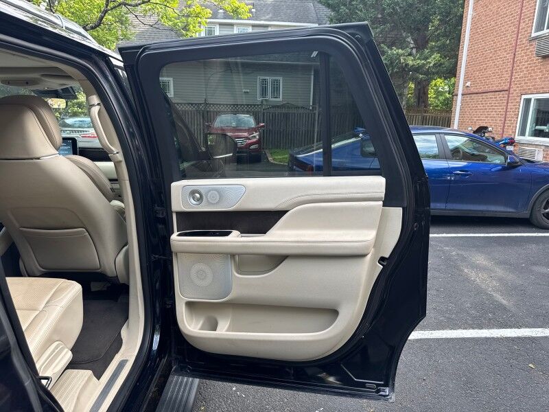 2021 Lincoln Navigator L L Reserve 4WD w/ Luxury Package Arlington VA
