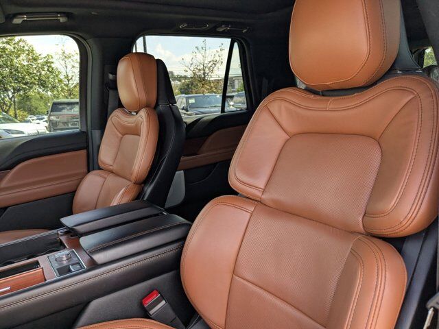 2021 Lincoln Navigator L Reserve