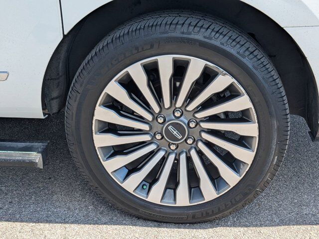 2021 Lincoln Navigator L Reserve