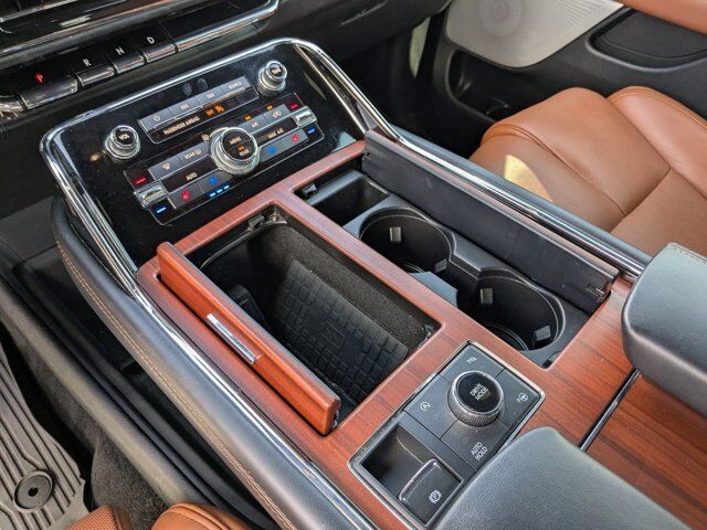 2021 Lincoln Navigator L Reserve