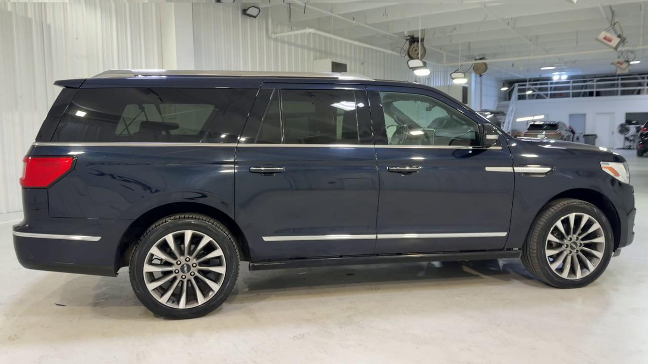 2021 Lincoln Navigator L Reserve