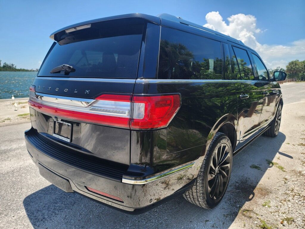 2021 Lincoln Navigator L~4X4~ACCIDENT AVOIDANCE SYSTEMS~ADAPTIVE CRUISE CONTROL~AUTO START/STOP~CAMERA WASHER~ECOBOOST~KEYLESS ENTRY~REAR CLIMATE CONTROLS~RUNNING BOARDS~TOW HOOKS~Wi-Fi COMPATIBLE Black Label Sarasota FL