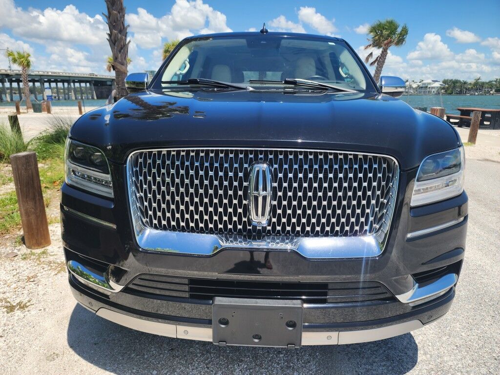 2021 Lincoln Navigator L~4X4~ACCIDENT AVOIDANCE SYSTEMS~ADAPTIVE CRUISE CONTROL~AUTO START/STOP~CAMERA WASHER~ECOBOOST~KEYLESS ENTRY~REAR CLIMATE CONTROLS~RUNNING BOARDS~TOW HOOKS~Wi-Fi COMPATIBLE Black Label Sarasota FL