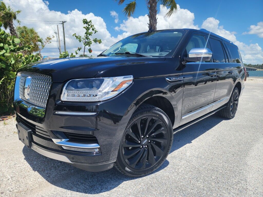2021 Lincoln Navigator L~4X4~ACCIDENT AVOIDANCE SYSTEMS~ADAPTIVE CRUISE CONTROL~AUTO START/STOP~CAMERA WASHER~ECOBOOST~KEYLESS ENTRY~REAR CLIMATE CONTROLS~RUNNING BOARDS~TOW HOOKS~Wi-Fi COMPATIBLE Black Label Sarasota FL