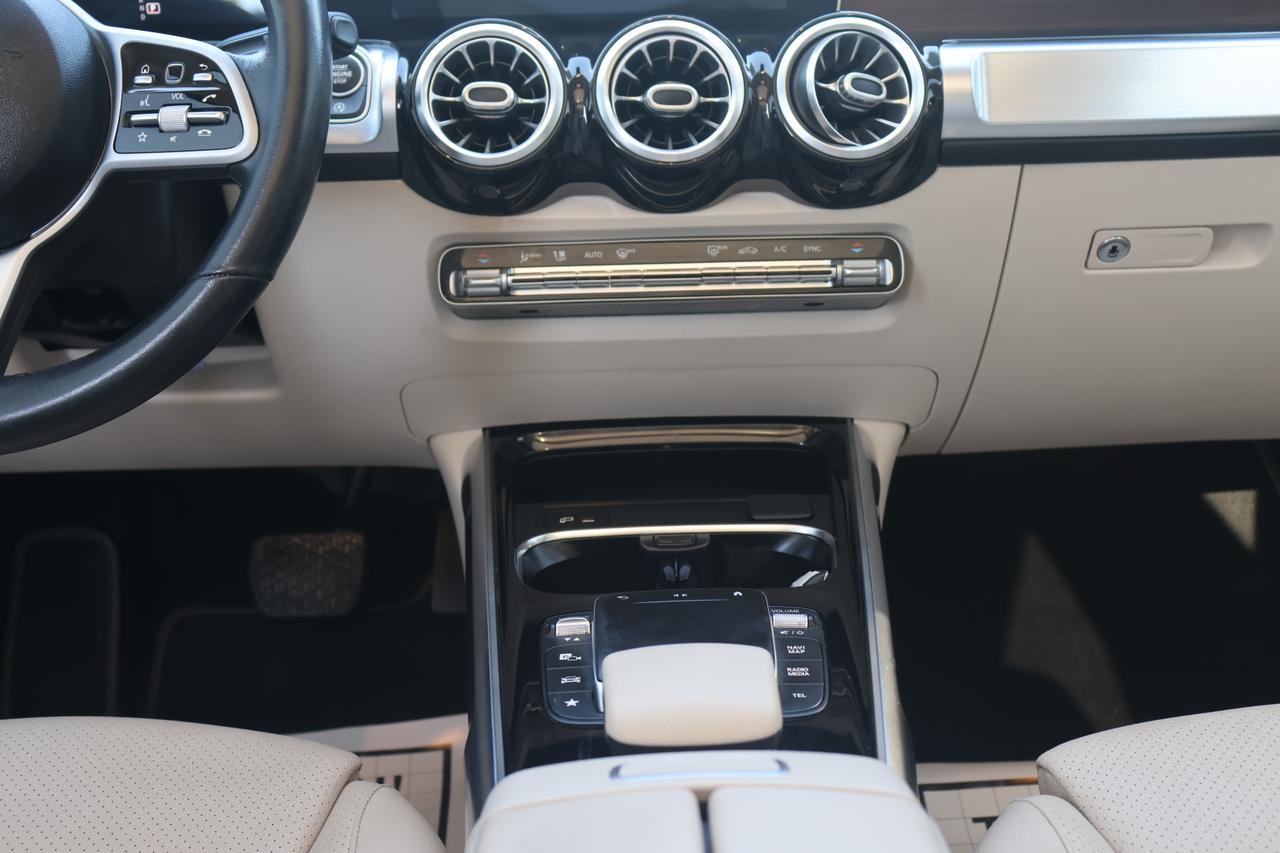 2021 MERCEDES-BENZ GLB 250 Houston TX