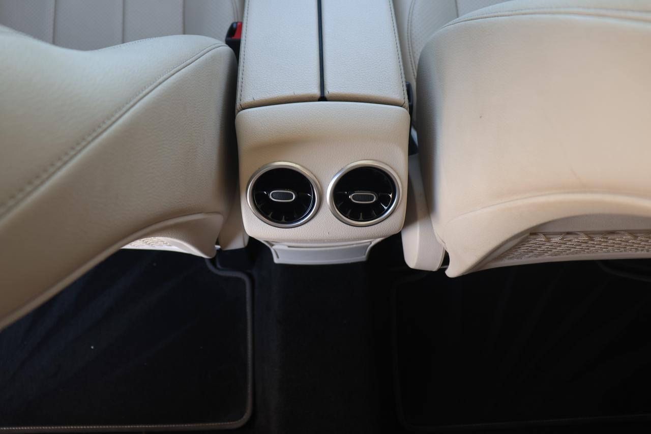 2021 MERCEDES-BENZ GLB 250 Houston TX