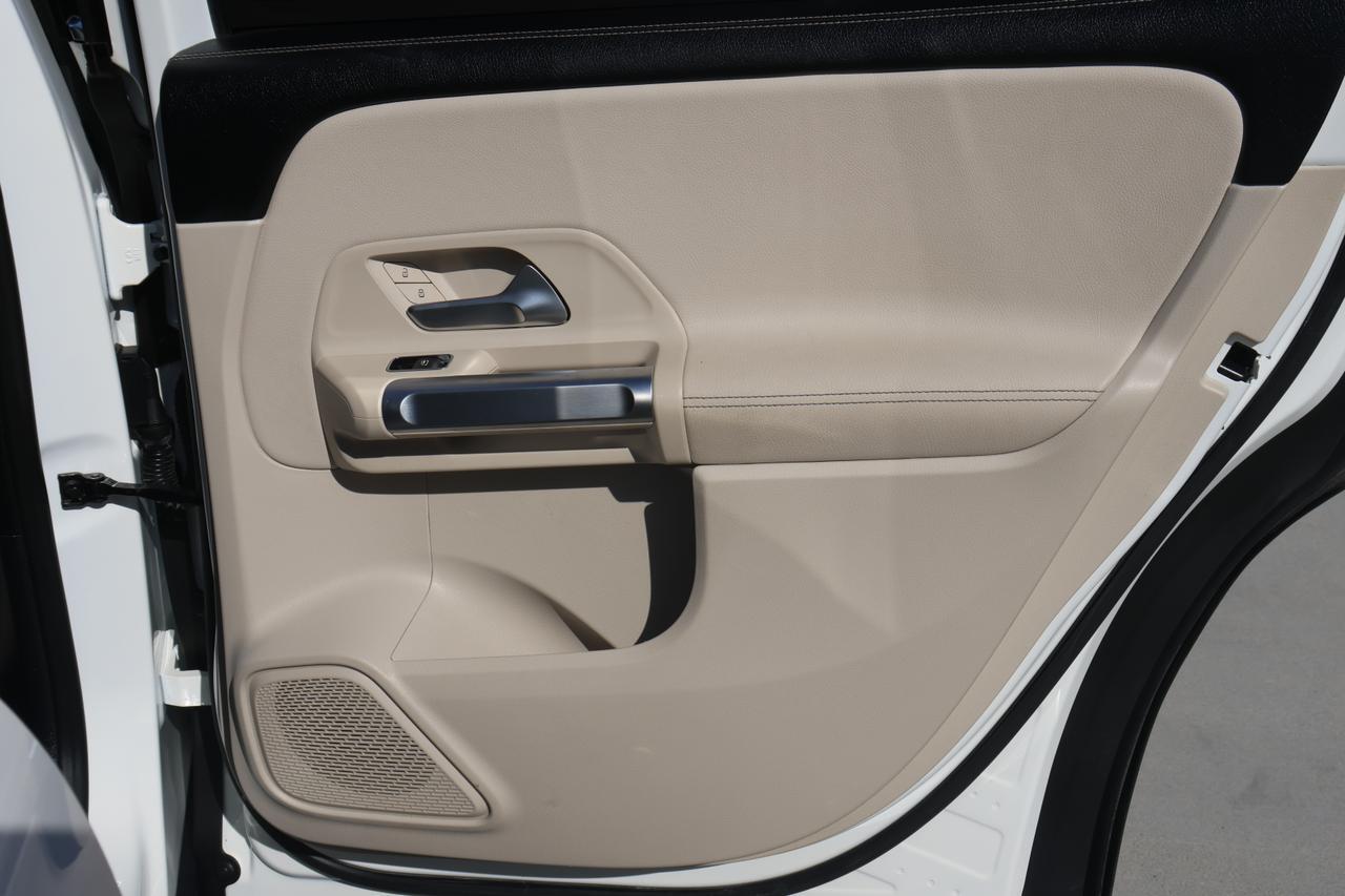 2021 MERCEDES-BENZ GLB 250 Houston TX