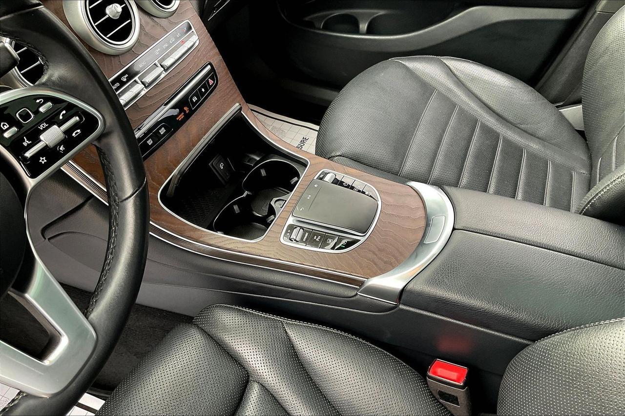 2021 MERCEDES-BENZ GLC 300 Houston TX