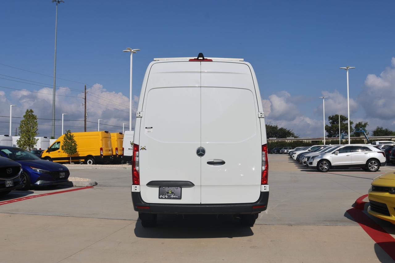 2021 MERCEDES-BENZ SPRINTER 2500 Houston TX