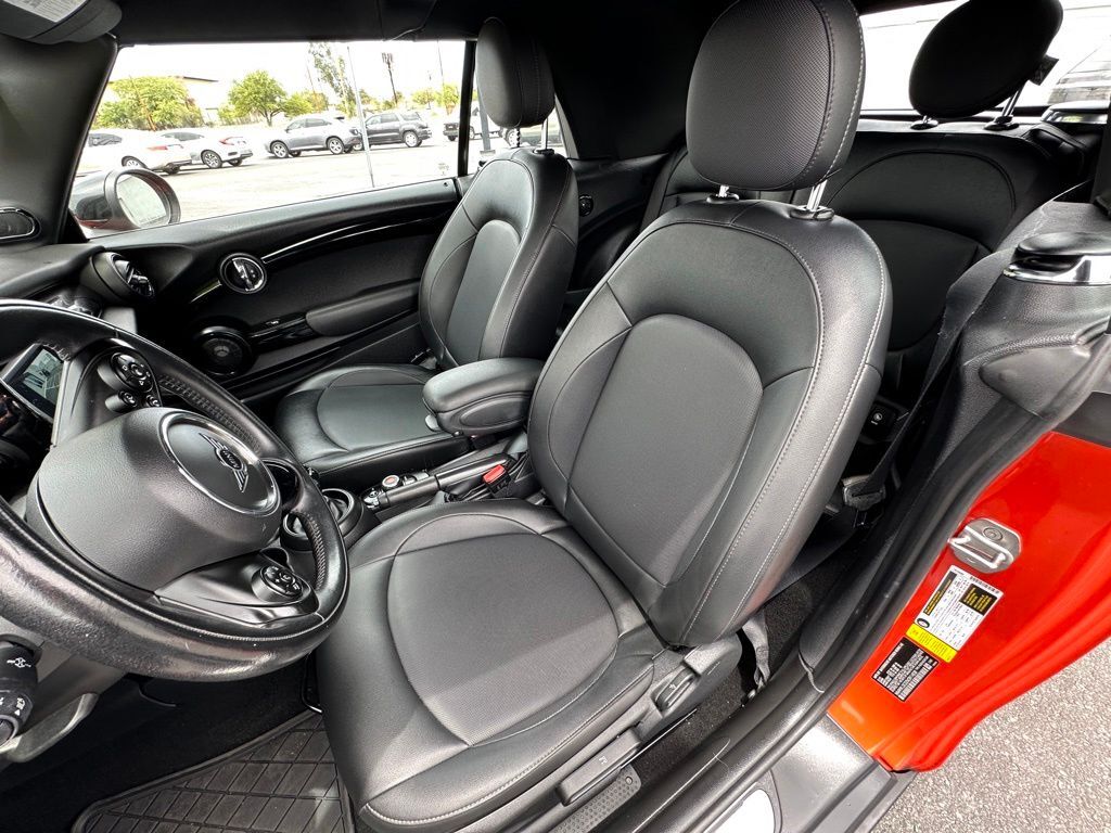 2021 MINI Cooper