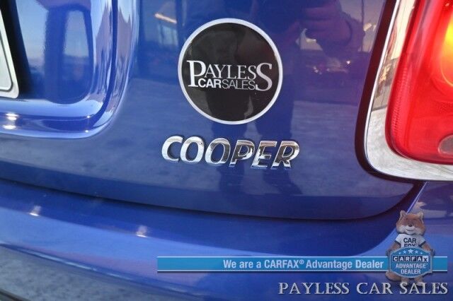 2021 MINI Cooper Oxford Edition / Heated Leather Seats / Power Locks, Windows & Mirrors / Dual Sunroofs / Keyless Entry & Start / Bluetooth / Back Up Camera / Aluminum Wheels / 37 MPG / Only 13K Miles Anchorage AK