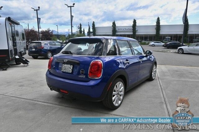 2021 MINI Cooper Oxford Edition / Heated Leather Seats / Power Locks, Windows & Mirrors / Dual Sunroofs / Keyless Entry & Start / Bluetooth / Back Up Camera / Aluminum Wheels / 37 MPG / Only 13K Miles Anchorage AK