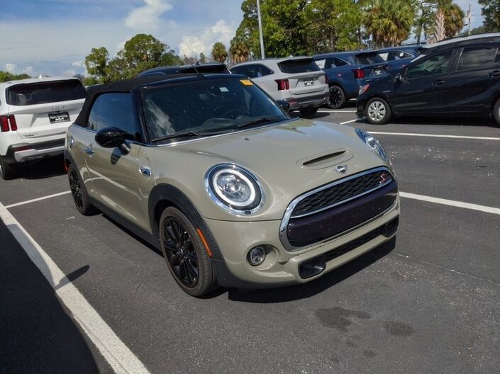 2021 MINI Cooper S Signature Oshkosh WI