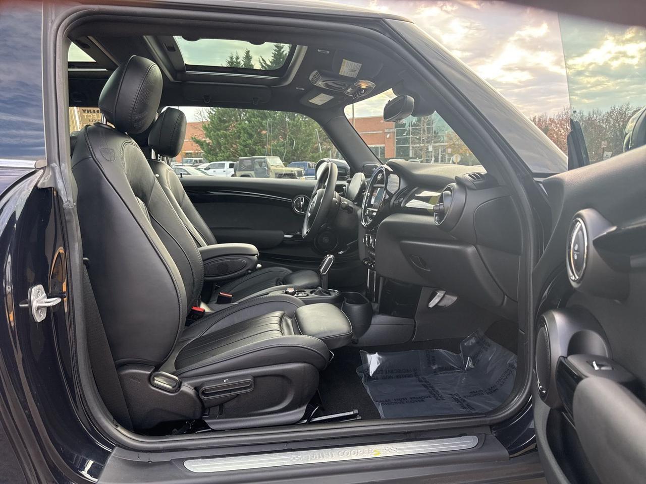 2021 MINI Cooper SE Electric Iconic Chantilly VA