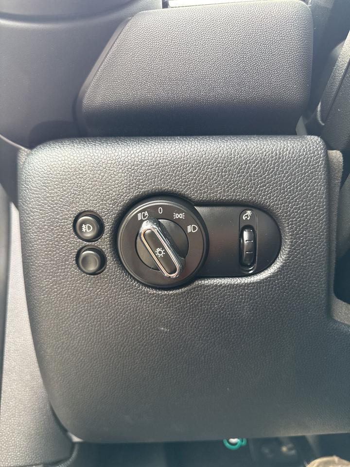 2021 MINI Cooper SE Electric Iconic Chantilly VA