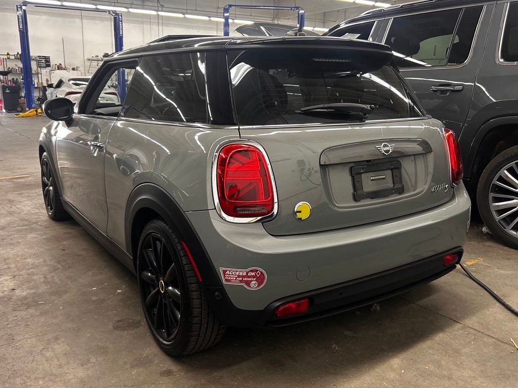 2021 MINI Cooper SE Electric Signature Plus Portland OR