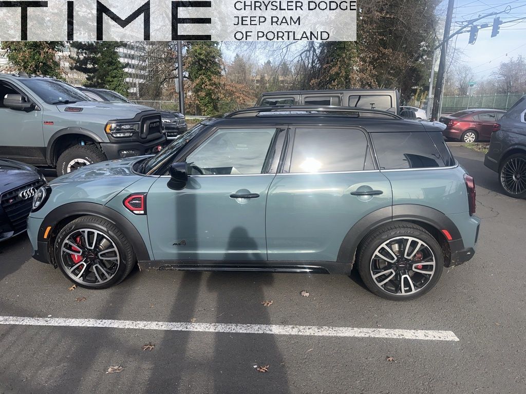 2021 MINI John Cooper Works Countryman Base