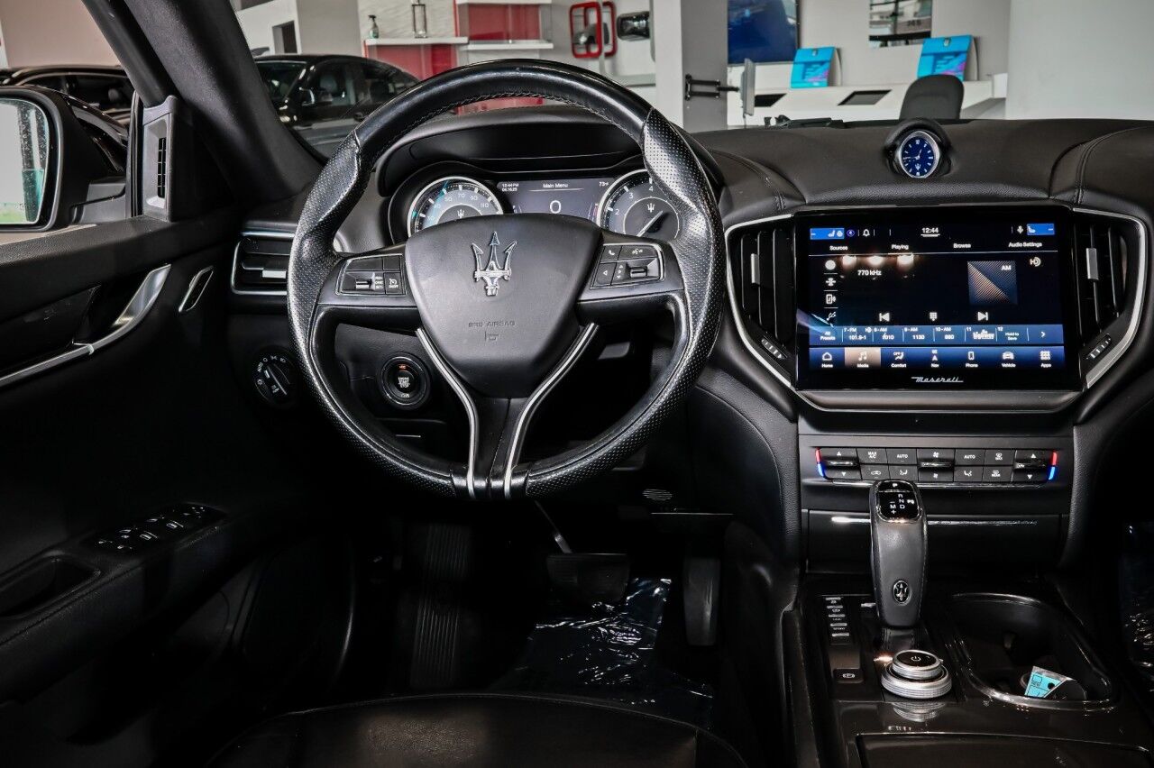 2021 Maserati Ghibli S Q4 photo 33