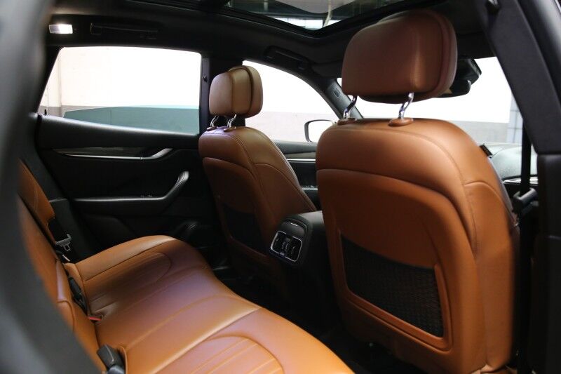 2021 Maserati Levante Plainview NY