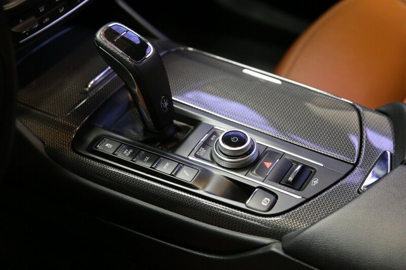 2021 Maserati Levante Plainview NY