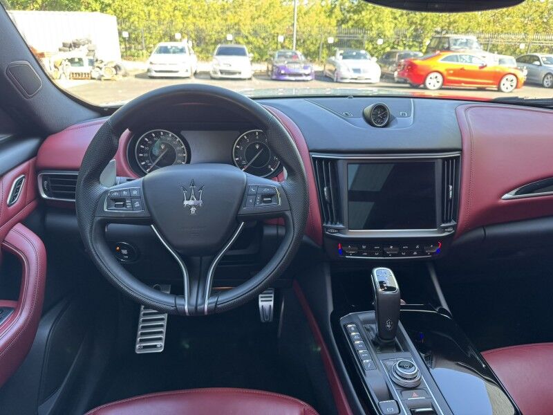 2021 Maserati Levante  Willow Grove PA