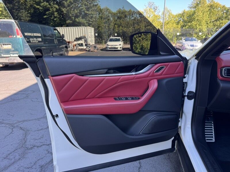 2021 Maserati Levante  Willow Grove PA