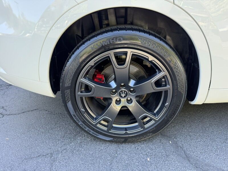 2021 Maserati Levante  Willow Grove PA