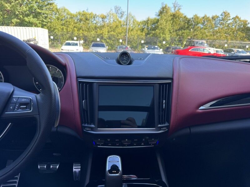 2021 Maserati Levante  Willow Grove PA