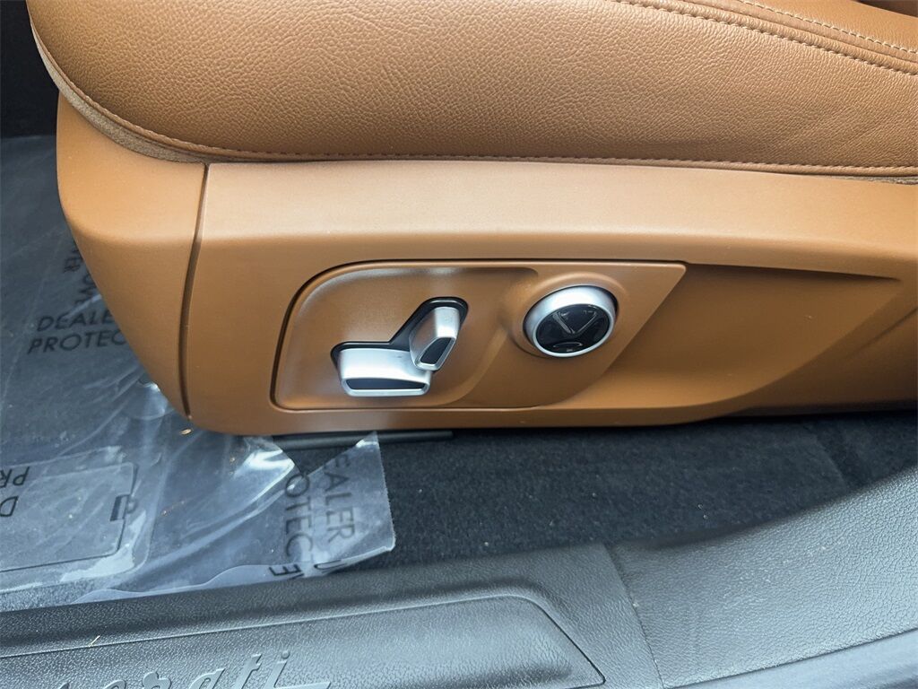 2021 Maserati Levante S NAV,CAM,PANO,HTD STS,BLIND SPOT,21&quot; WHLS Irving TX