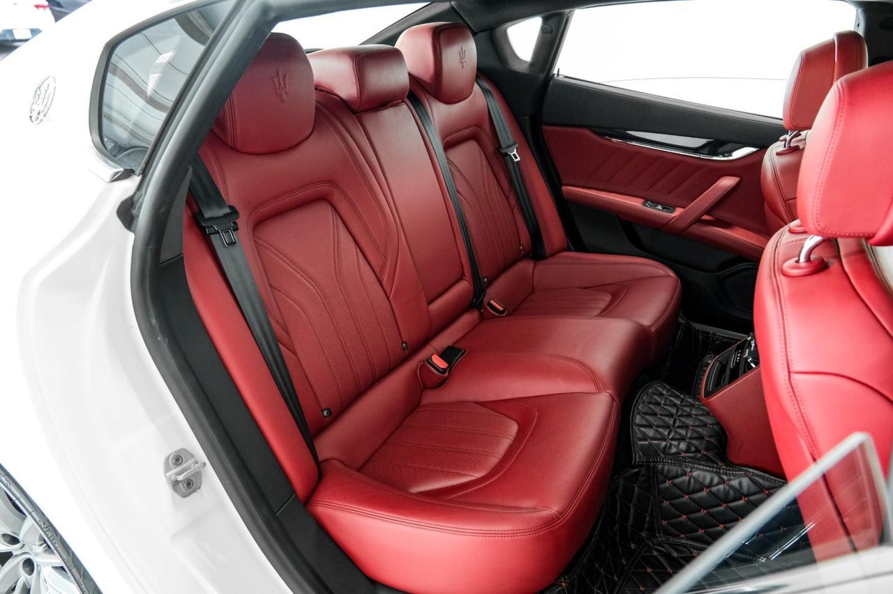 2021 Maserati Quattroporte S Q4 AWD BLIND SPOT NAVIGATION SUNROOF LEATHER HEATED SEATS REAR CAMERA HARMAN KARDON Carrollton TX