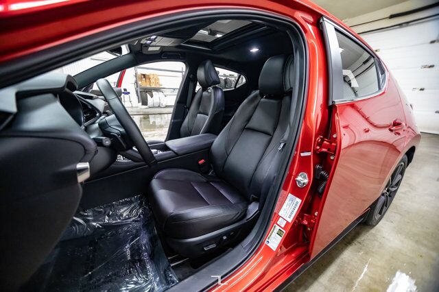 2021 Mazda 3 AWD GT Sport Turbo Leather Roof Nav BCam Red Deer AB