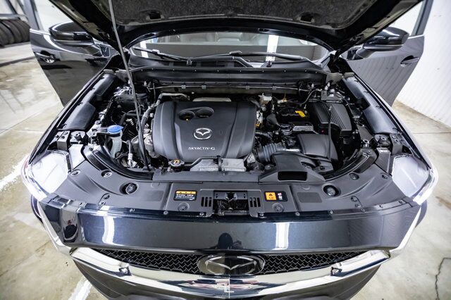 2021 Mazda CX-5 AWD Kuro Edition Leather Roof Nav BCam Red Deer AB