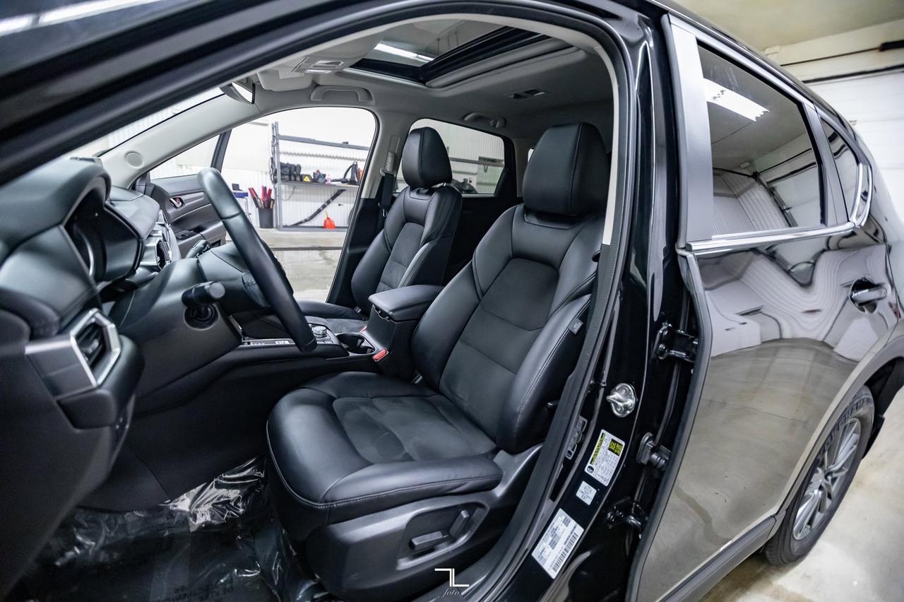 2021 Mazda CX-5 AWD Kuro Edition Leather Roof Nav BCam Red Deer AB