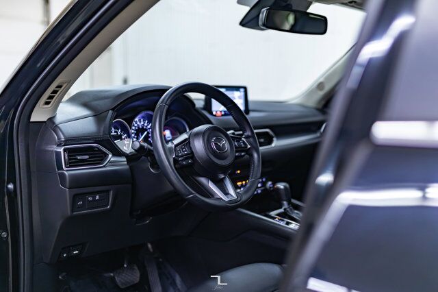 2021 Mazda CX-5 AWD Kuro Edition Leather Roof Nav BCam Red Deer AB