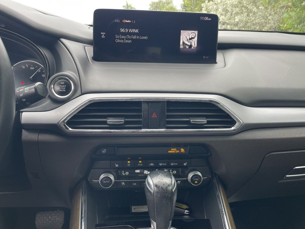 2021 Mazda CX-9 SIGNATURE~SKYACTIVE~COOLED/HEATED FRONT SEATS~QUILTED LEATHER~NAVIGATION~BOSE STEREO~ONLINE FINANCE AND SHIPPING AVAILABLE!!!! Sarasota FL