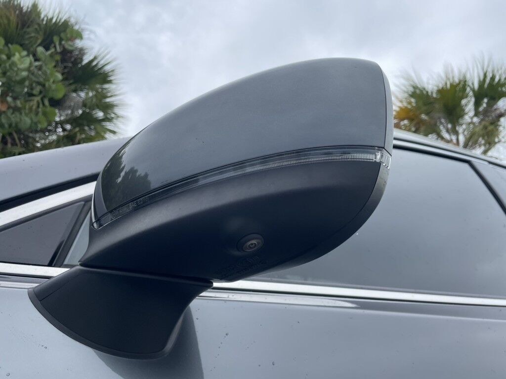 2021 Mazda CX-9 SIGNATURE~SKYACTIVE~COOLED/HEATED FRONT SEATS~QUILTED LEATHER~NAVIGATION~BOSE STEREO~ONLINE FINANCE AND SHIPPING AVAILABLE!!!! Sarasota FL