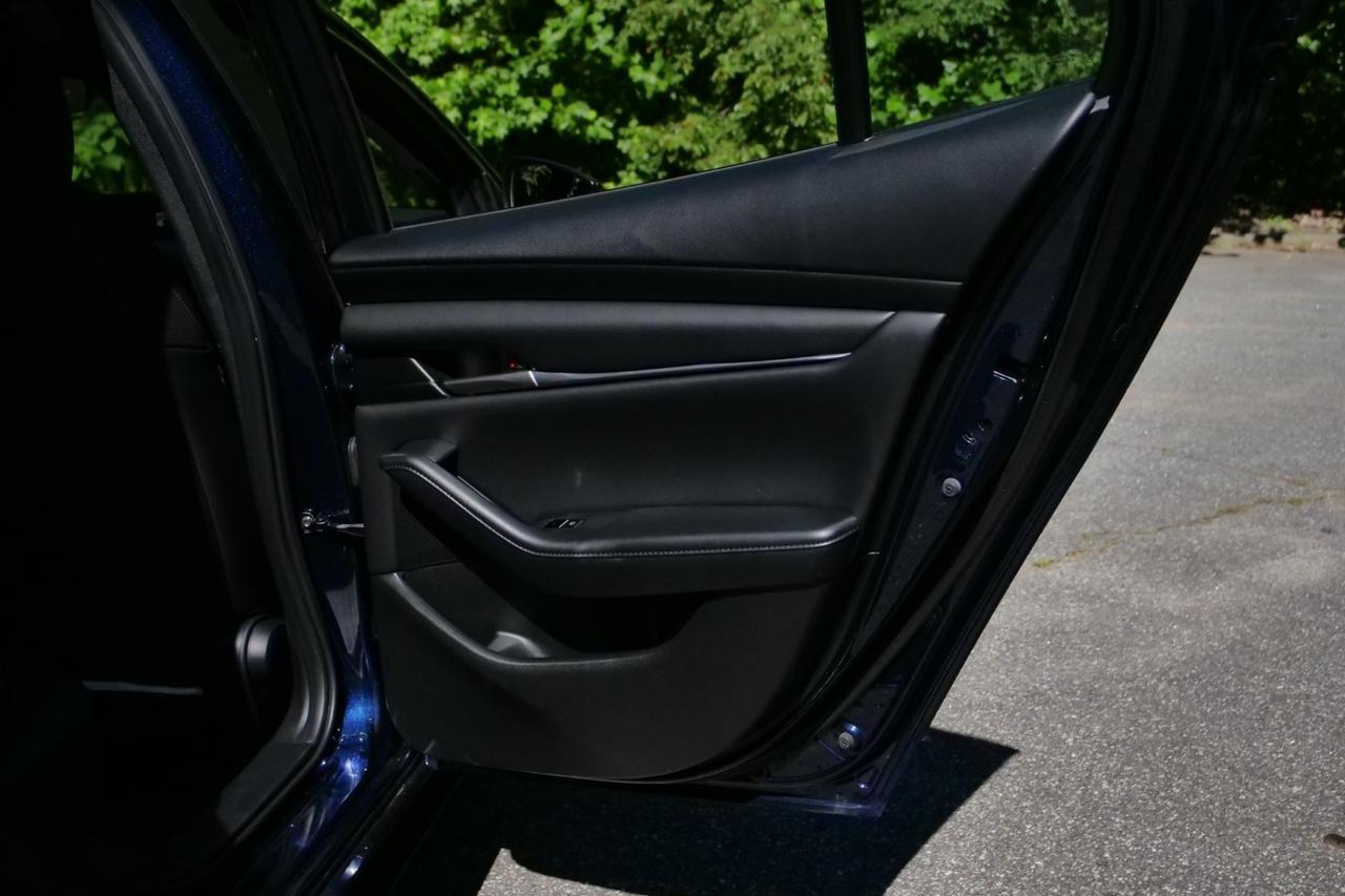 2021 Mazda Mazda3 Select / CarPlay / Back Up Camera! High Point NC