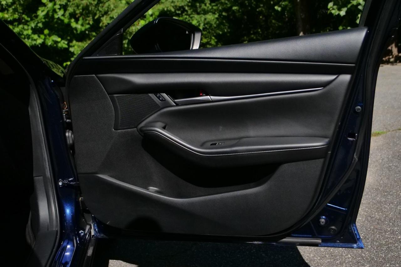 2021 Mazda Mazda3 Select / CarPlay / Back Up Camera! High Point NC