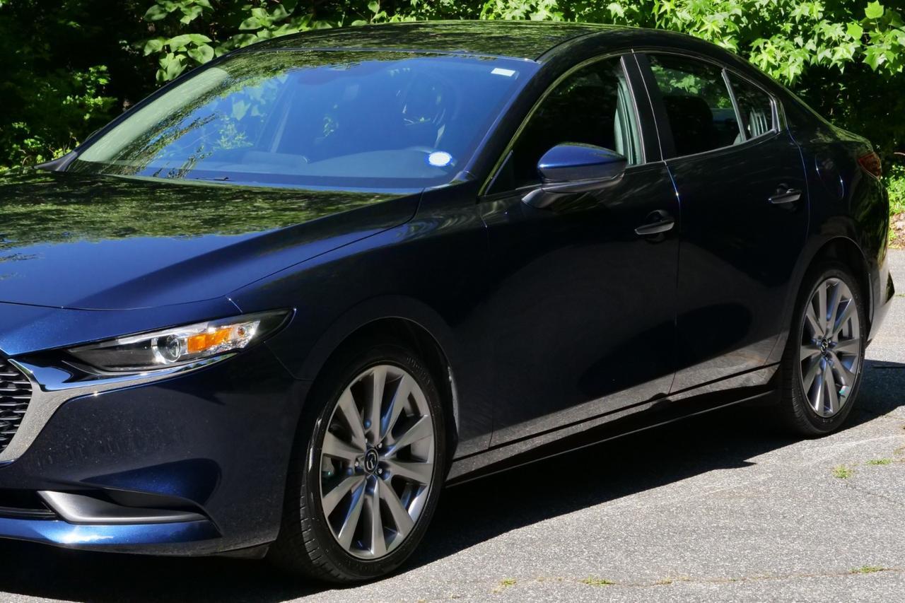 2021 Mazda Mazda3 Select / CarPlay / Back Up Camera! High Point NC