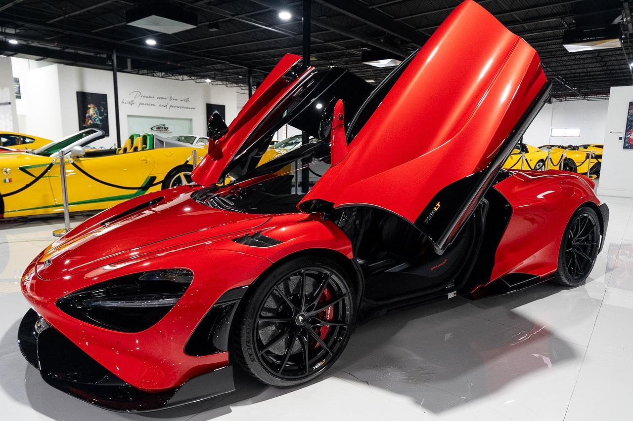 2021 McLaren 765LT