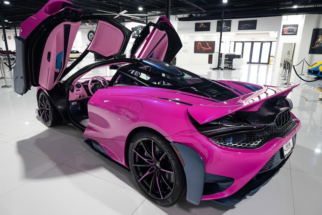 2021 McLaren 765LT 1 of 1 MSO BUILD! formerly owned by Jeffree Star, MSO Clubsport pack, factory roof scoop AND MORE!! Fort Lauderdale FL