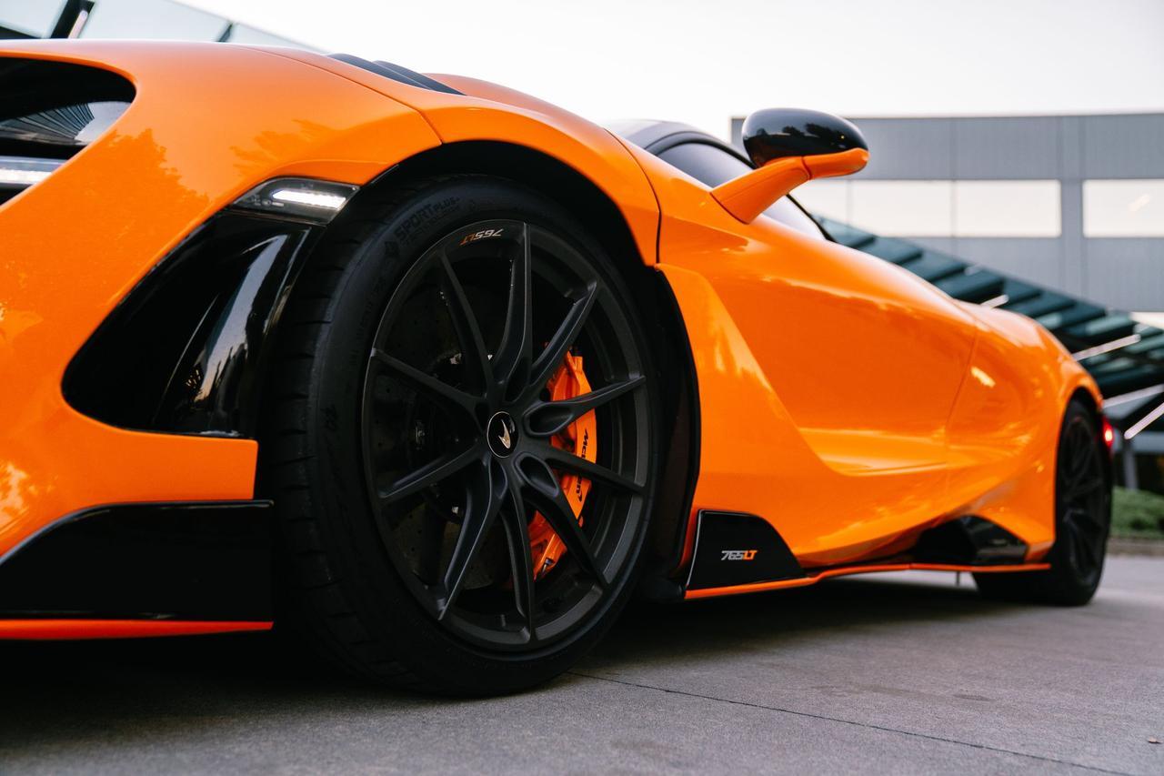 2021 McLaren 765LT MSO Carbon Fiber Roof Scoop / Senna Seats / MSO Bl Portland OR
