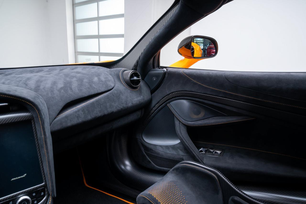 2021 McLaren 765LT MSO Carbon Fiber Roof Scoop / Senna Seats / MSO Bl Portland OR