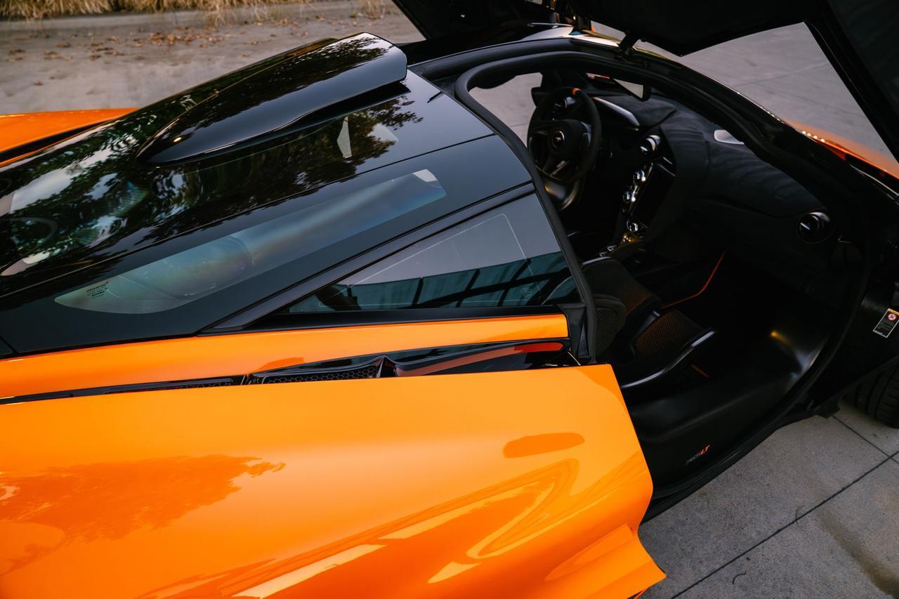 2021 McLaren 765LT MSO Carbon Fiber Roof Scoop / Senna Seats / MSO Bl Portland OR