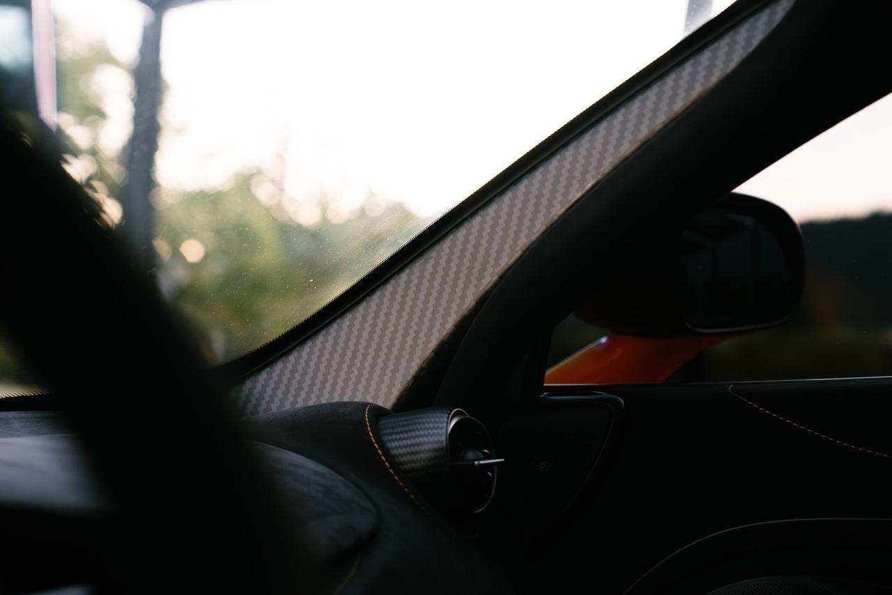 2021 McLaren 765LT MSO Carbon Fiber Roof Scoop / Senna Seats / MSO Bl Portland OR