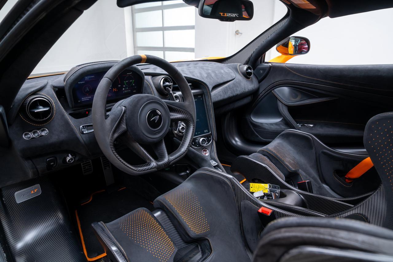 2021 McLaren 765LT MSO Carbon Fiber Roof Scoop / Senna Seats / MSO Bl Portland OR